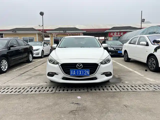 Mazda Mazda3 Axela 2018