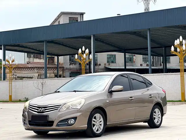 Hyundai Elantra 2014