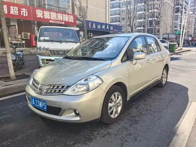 Nissan Tiida 2009