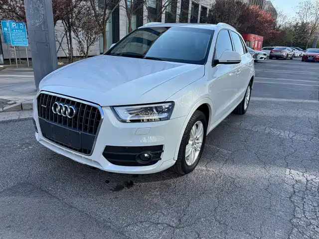 Audi Audi Q3 2015