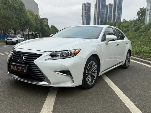Lexus Lexus ES 2017
