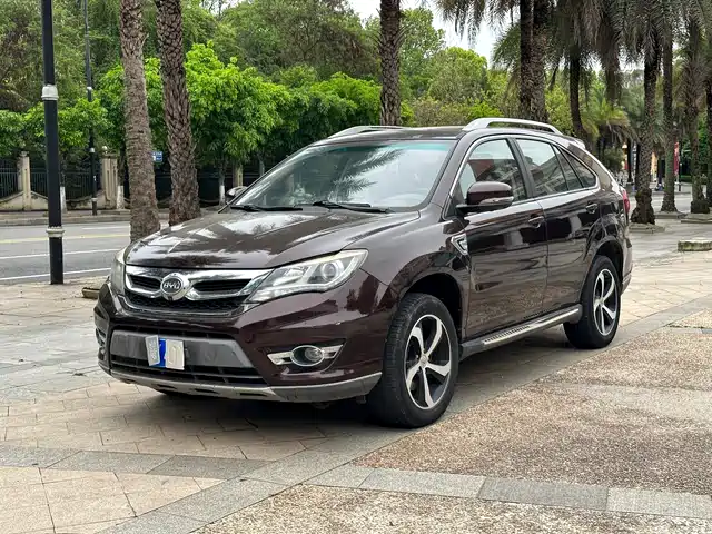 BYD BYD S7 2015