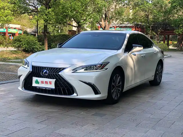 Lexus Lexus ES 2022
