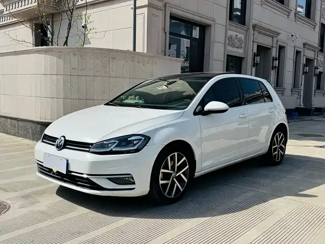 Volkswagen Golf 2020