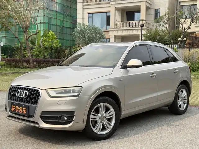 Audi Audi Q3 2015