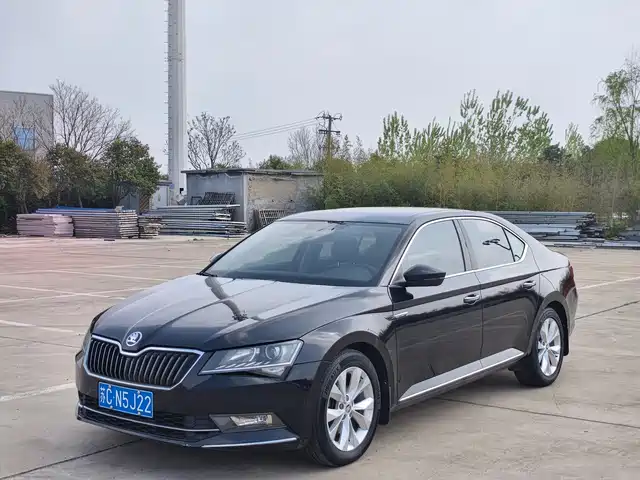 Škoda Superb 2018