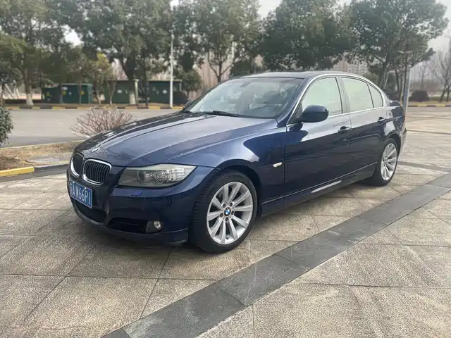 BMW BMW 3 Series 2010