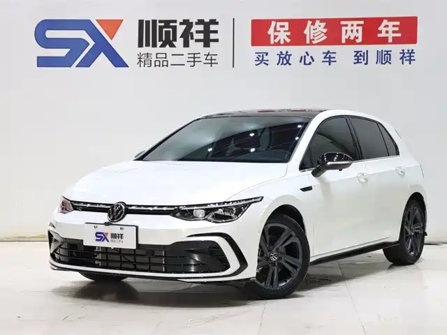 Volkswagen Golf 2024