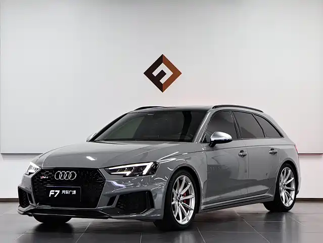 Audi Audi RS 4 2019
