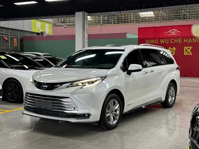 Toyota Toyota Sienna 2023