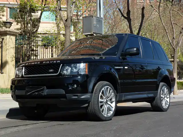 Land Rover Range Rover Sport 2013