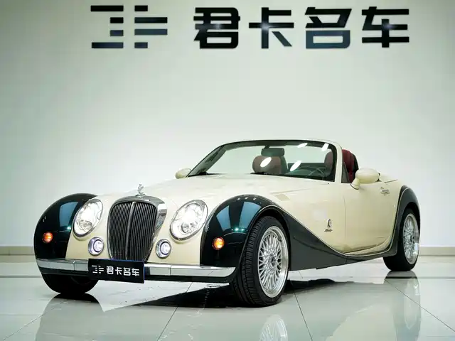 Mitsuoka Queen