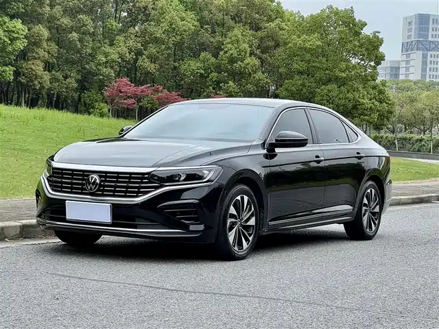 Volkswagen Passat 2021