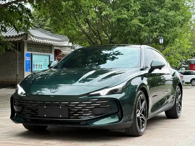MG MG7