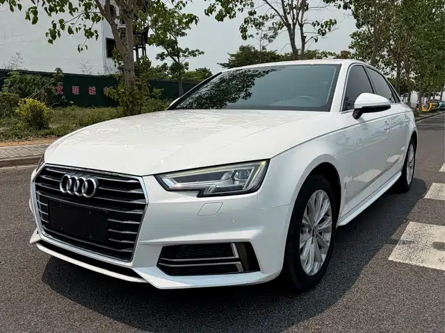 Audi Audi A4L 2019