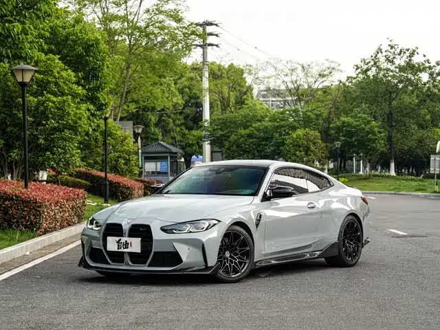 BMW BMW M4 2023