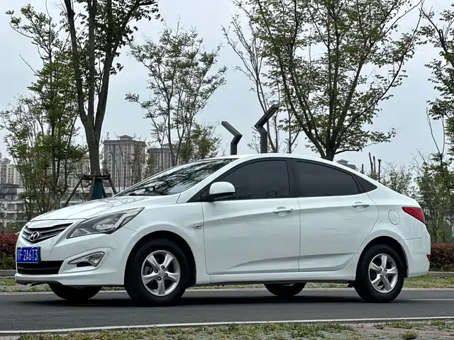 Hyundai Verna