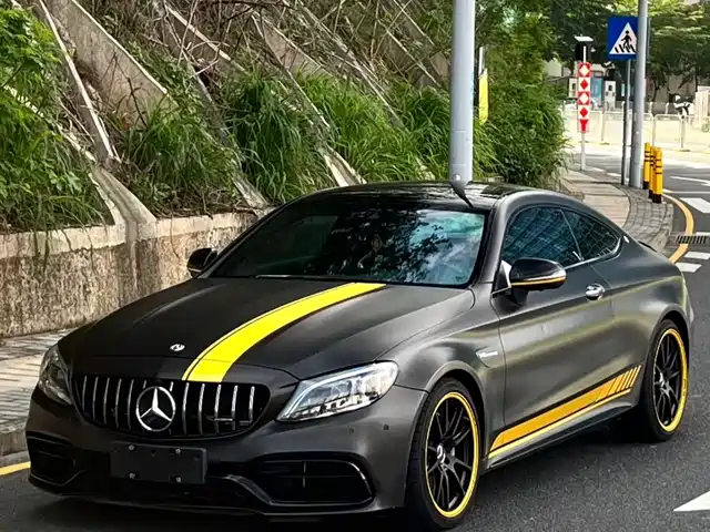 Mercedes-Benz Mercedes-Benz C-Class AMG 2021