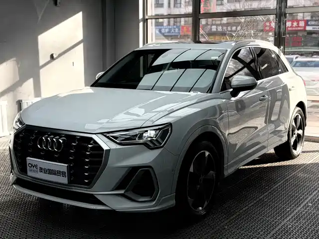 Audi Audi Q3 2022