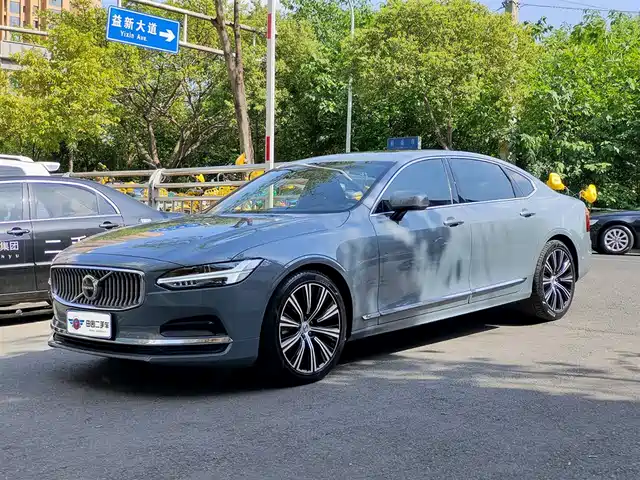 Volvo Volvo S90 2021