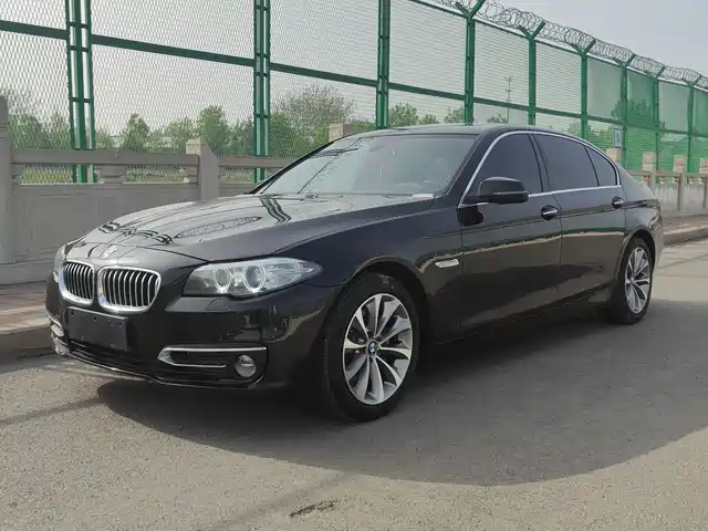 BMW BMW 5 Series 2017