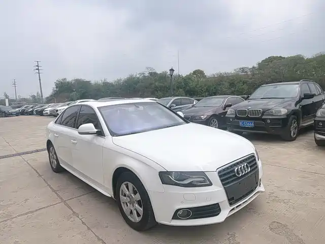 Audi Audi A4L 2011