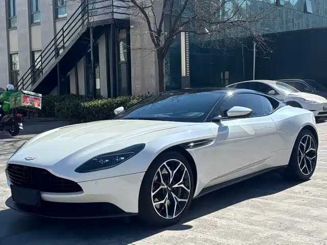 Aston Martin Aston Martin DB11 2019