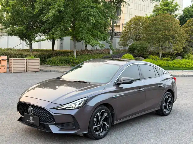 MG MG5 2021