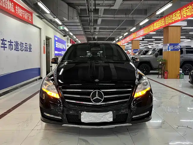 Mercedes-Benz Mercedes-Benz R-Class 2016