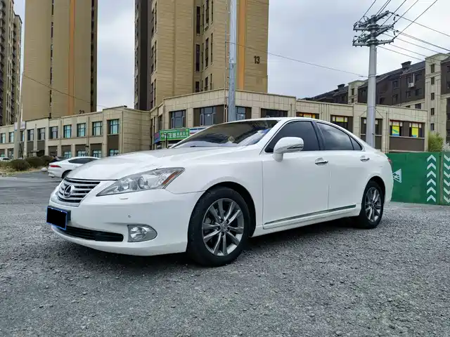 Lexus Lexus ES 2011