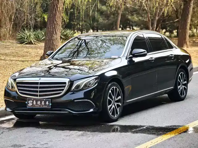 Mercedes-Benz Mercedes-Benz E-Class 2019