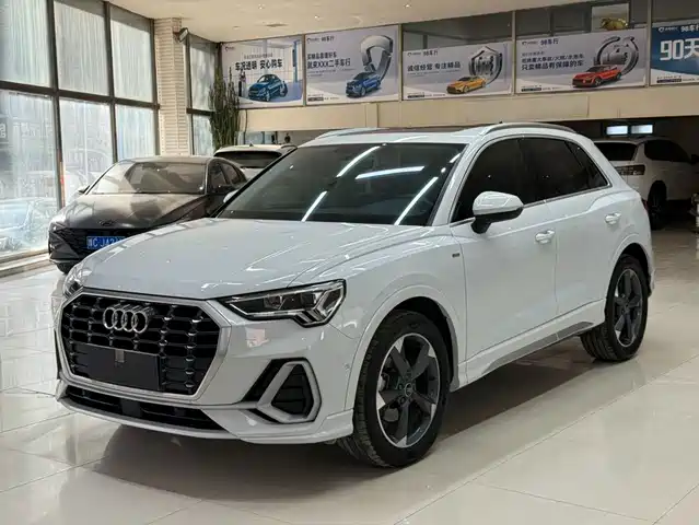 Audi Audi Q3