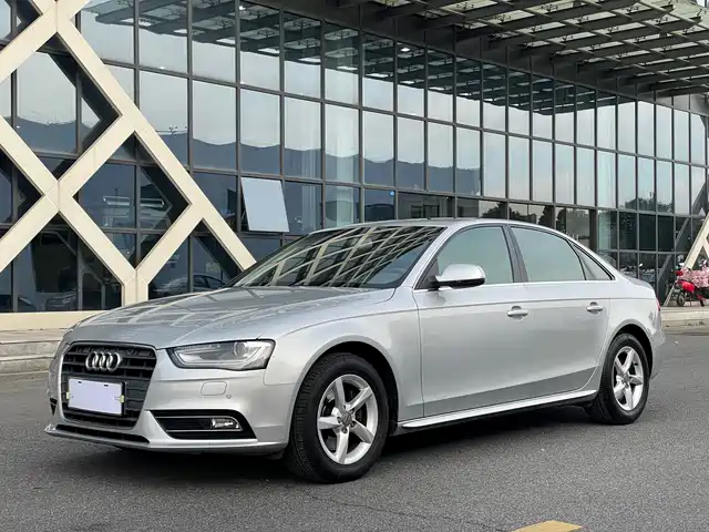 Audi Audi A4L 2014