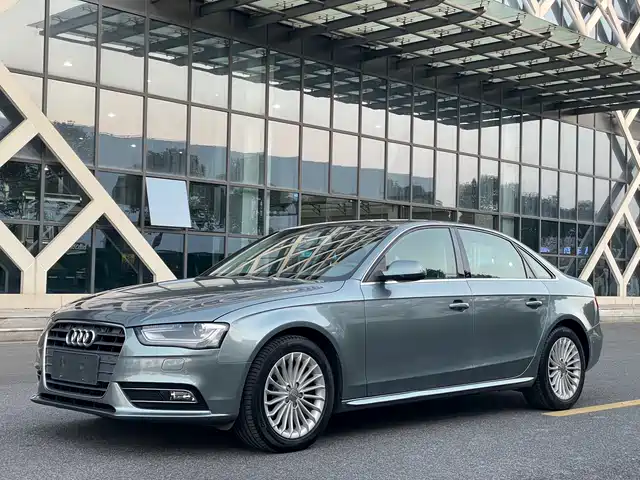 Audi Audi A4L 2015
