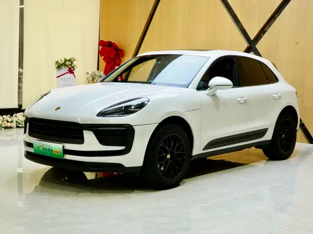 Porsche Macan 2024