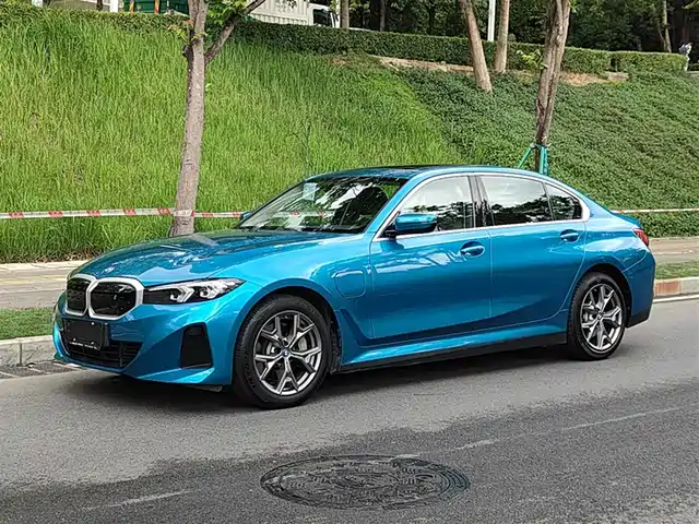 BMW BMW i3 2023
