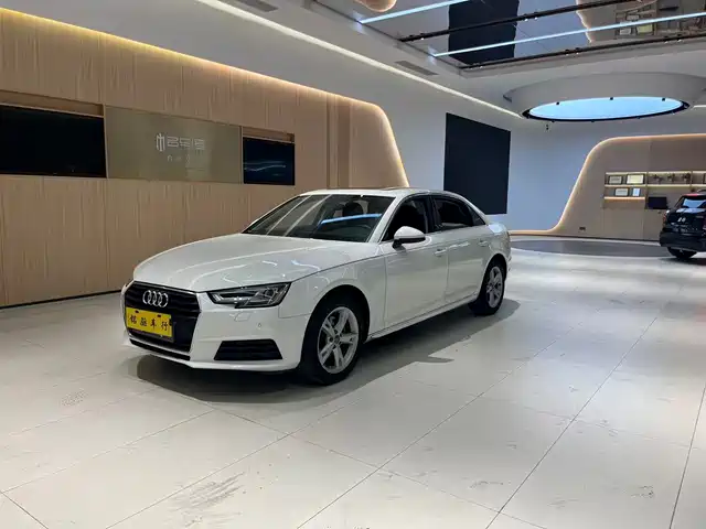 Audi Audi A4L 2017