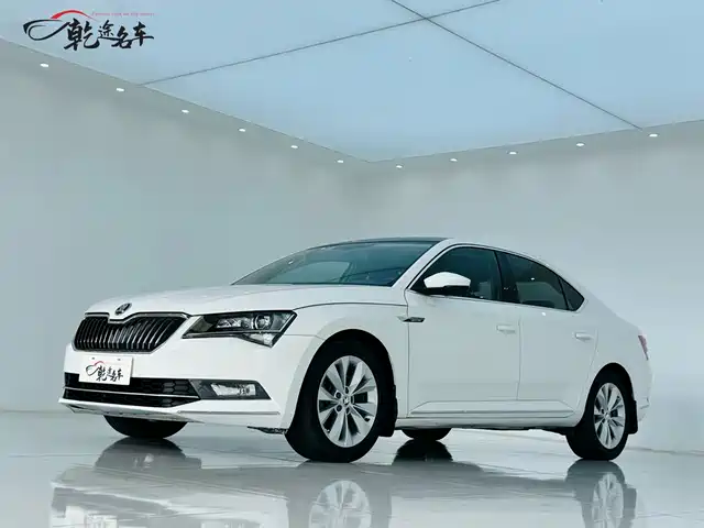Škoda Superb 2017
