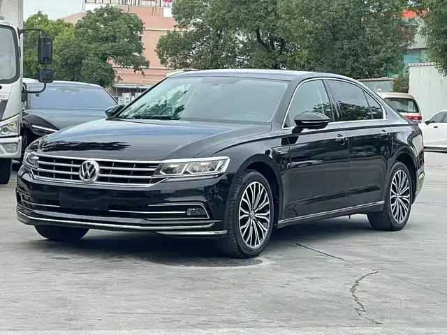 Volkswagen Volkswagen Phideon 2017