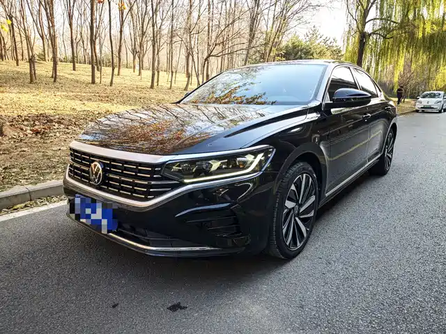 Volkswagen Passat 2021