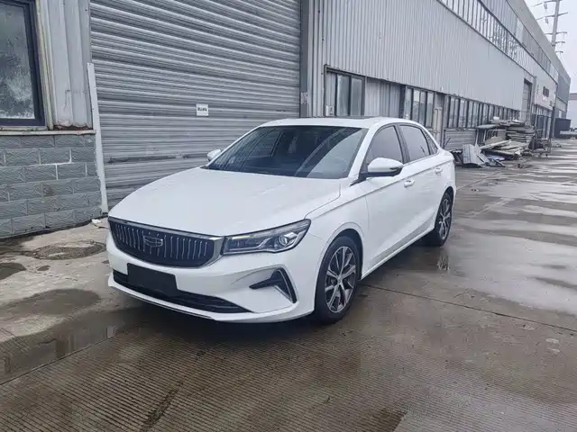 Geely Emgrand 2024