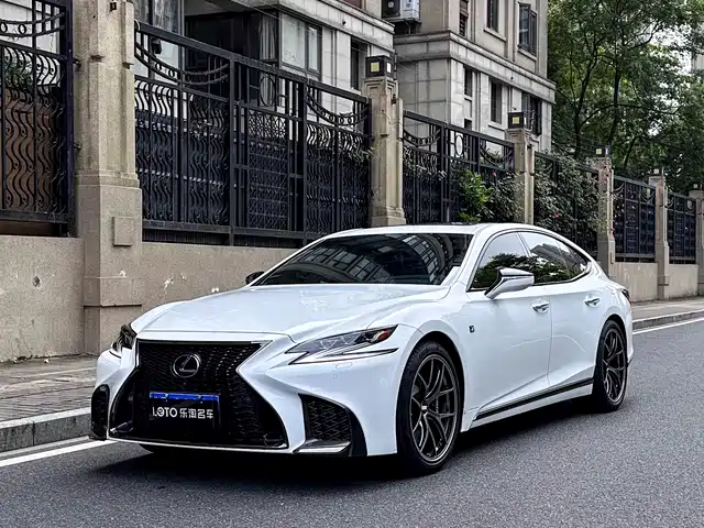 Lexus Lexus LS