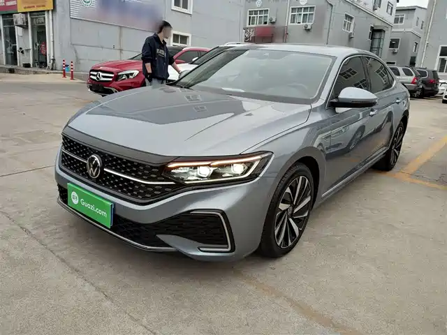 Volkswagen Passat 2021