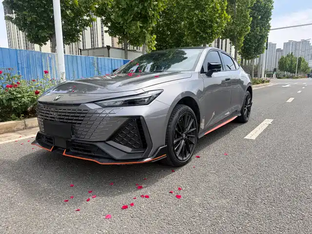 Changan Changan UNI-V 2024