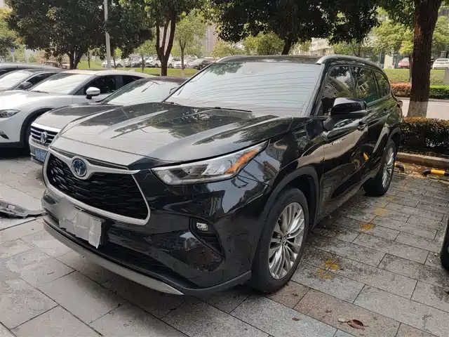 Toyota Highlander 2023