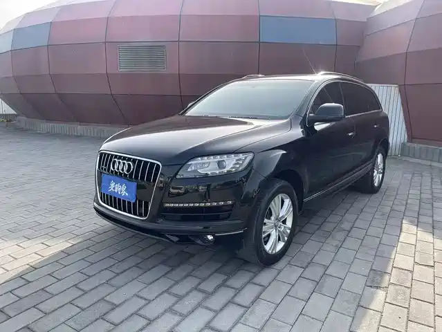 Audi Audi Q7 2011