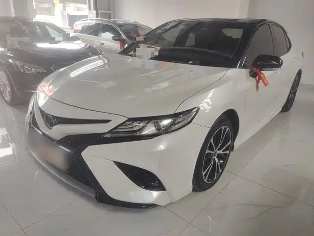 Toyota Camry 2018