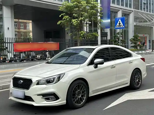 Subaru Legacy 2018