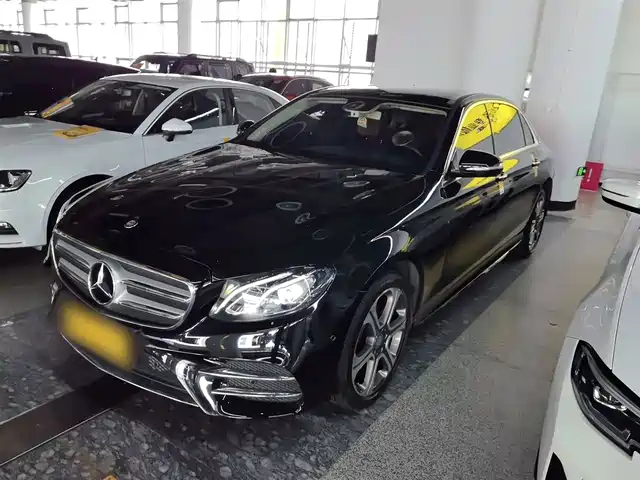 Mercedes-Benz Mercedes-Benz E-Class
