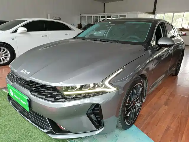 Kia Kia K5 2022